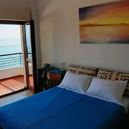 Joanna's Seaside Villa *